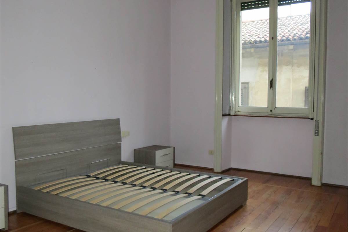 BILOCALE COMPLETAMENTE ARREDATO A VARESE