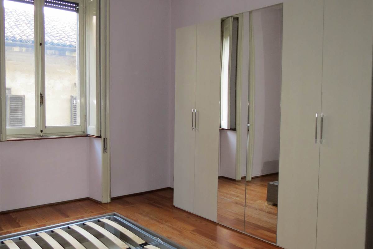 BILOCALE COMPLETAMENTE ARREDATO A VARESE