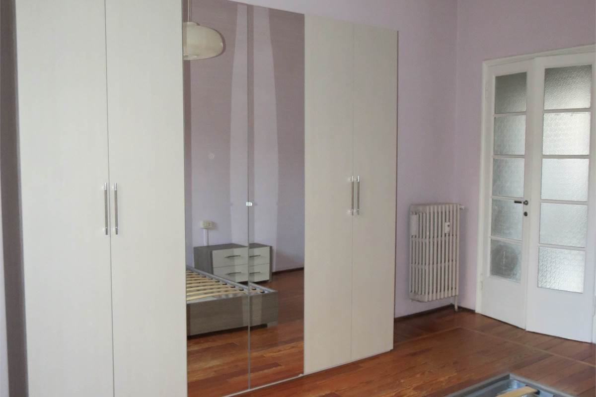 BILOCALE COMPLETAMENTE ARREDATO A VARESE