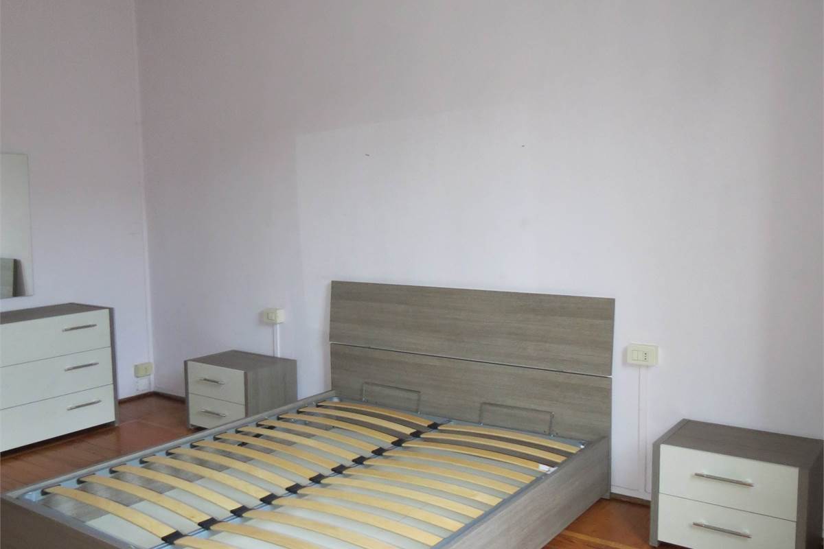 BILOCALE COMPLETAMENTE ARREDATO A VARESE