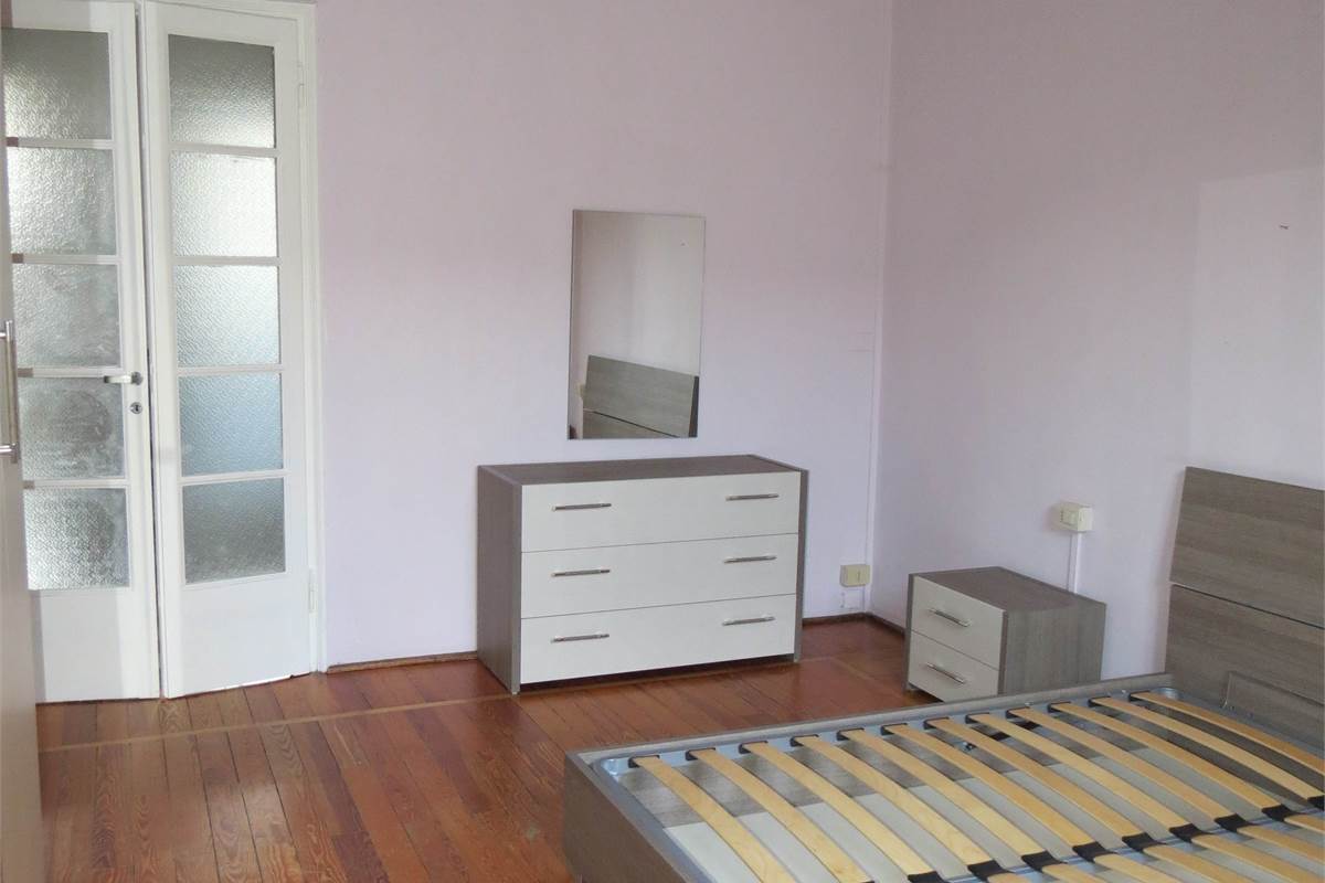 BILOCALE COMPLETAMENTE ARREDATO A VARESE