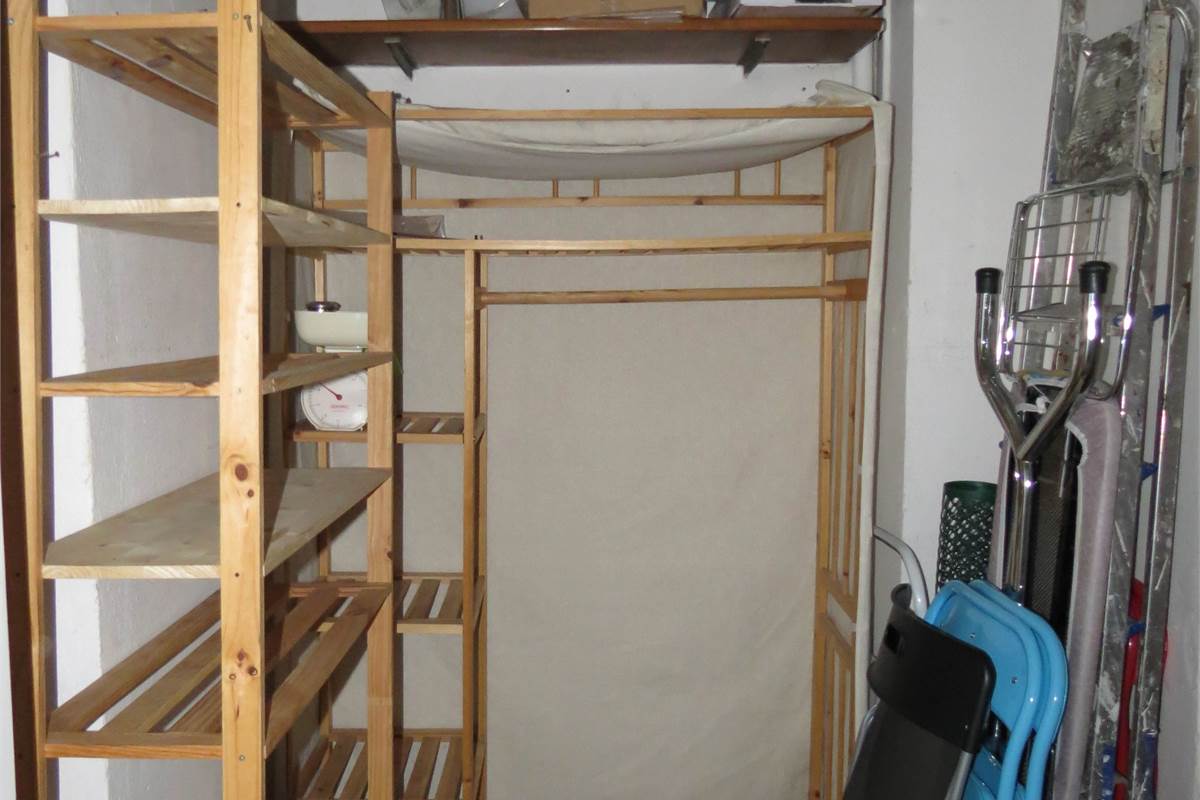 BILOCALE COMPLETAMENTE ARREDATO A VARESE