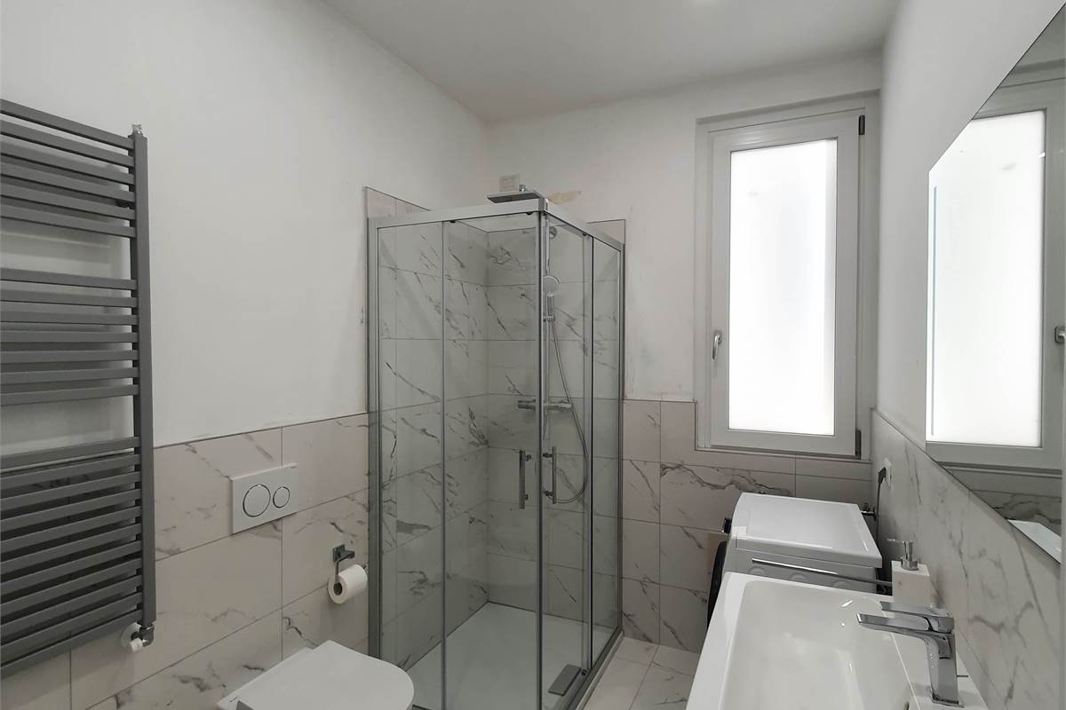 SPLENDIDO BILOCALE ARREDATO A NUOVO