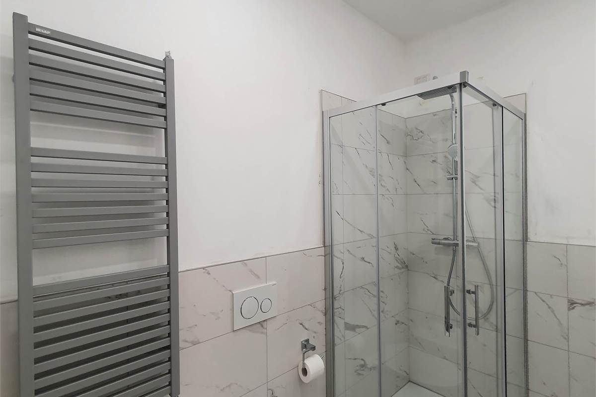 SPLENDIDO BILOCALE ARREDATO A NUOVO