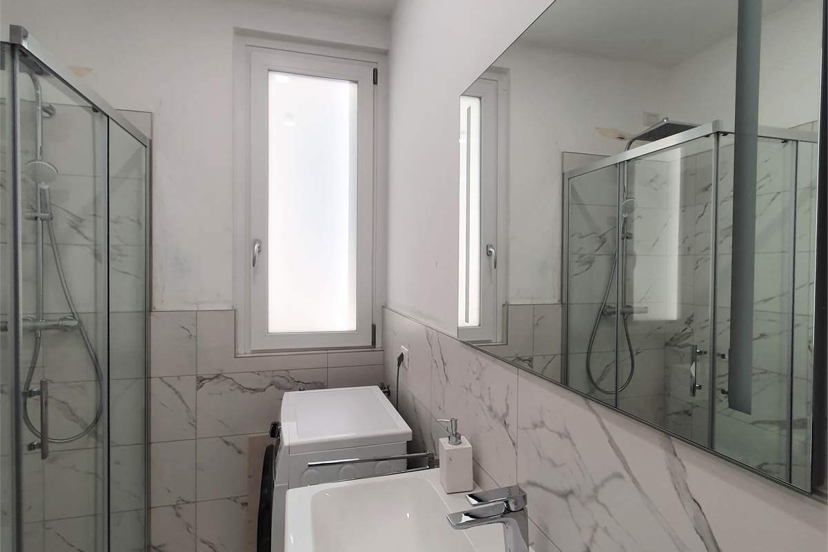 SPLENDIDO BILOCALE ARREDATO A NUOVO