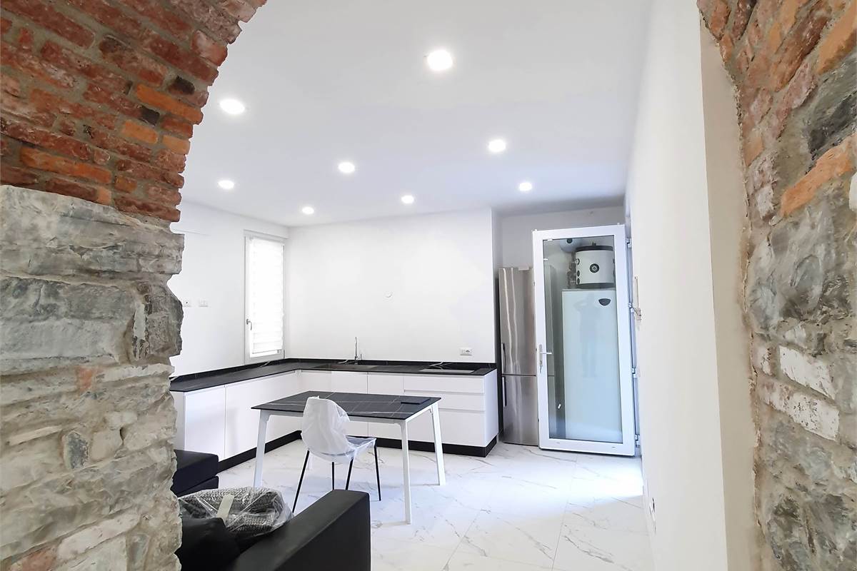 SPLENDIDO BILOCALE ARREDATO A NUOVO