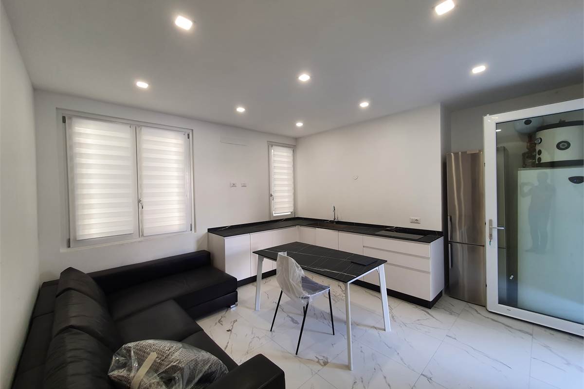 SPLENDIDO BILOCALE ARREDATO A NUOVO