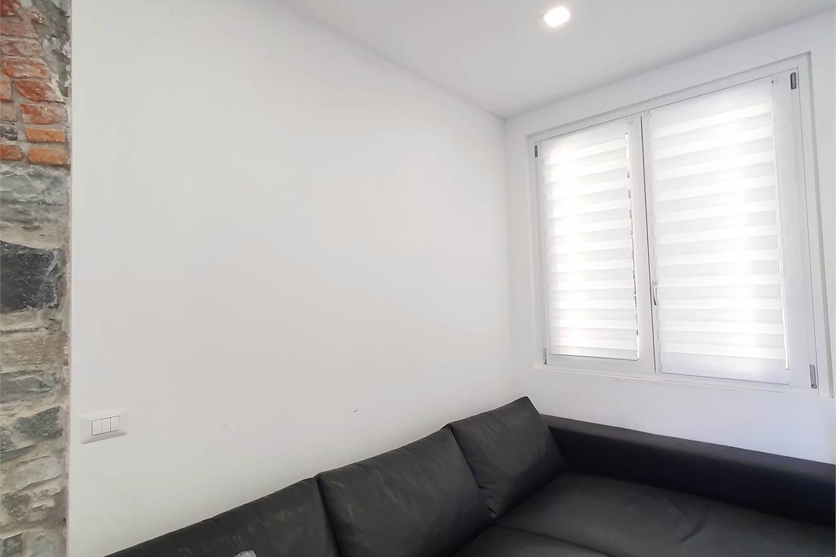 SPLENDIDO BILOCALE ARREDATO A NUOVO