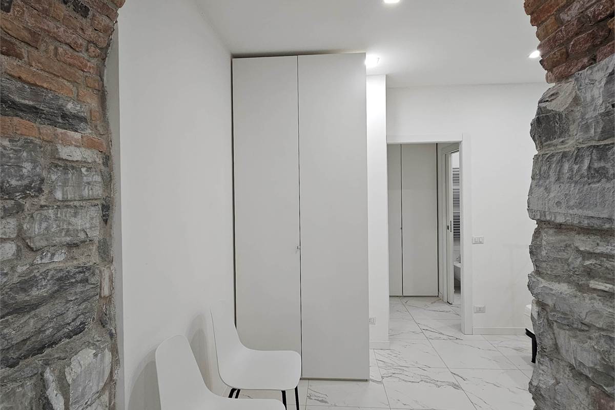 SPLENDIDO BILOCALE ARREDATO A NUOVO