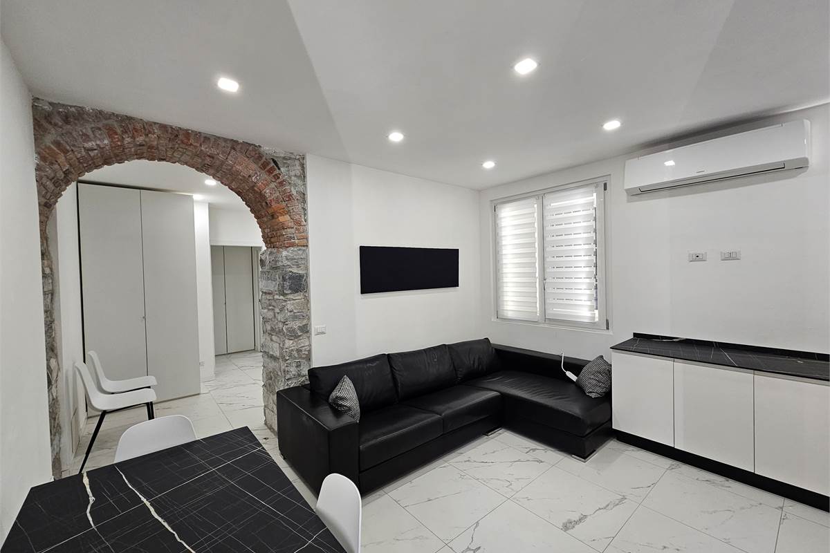 SPLENDIDO BILOCALE ARREDATO A NUOVO