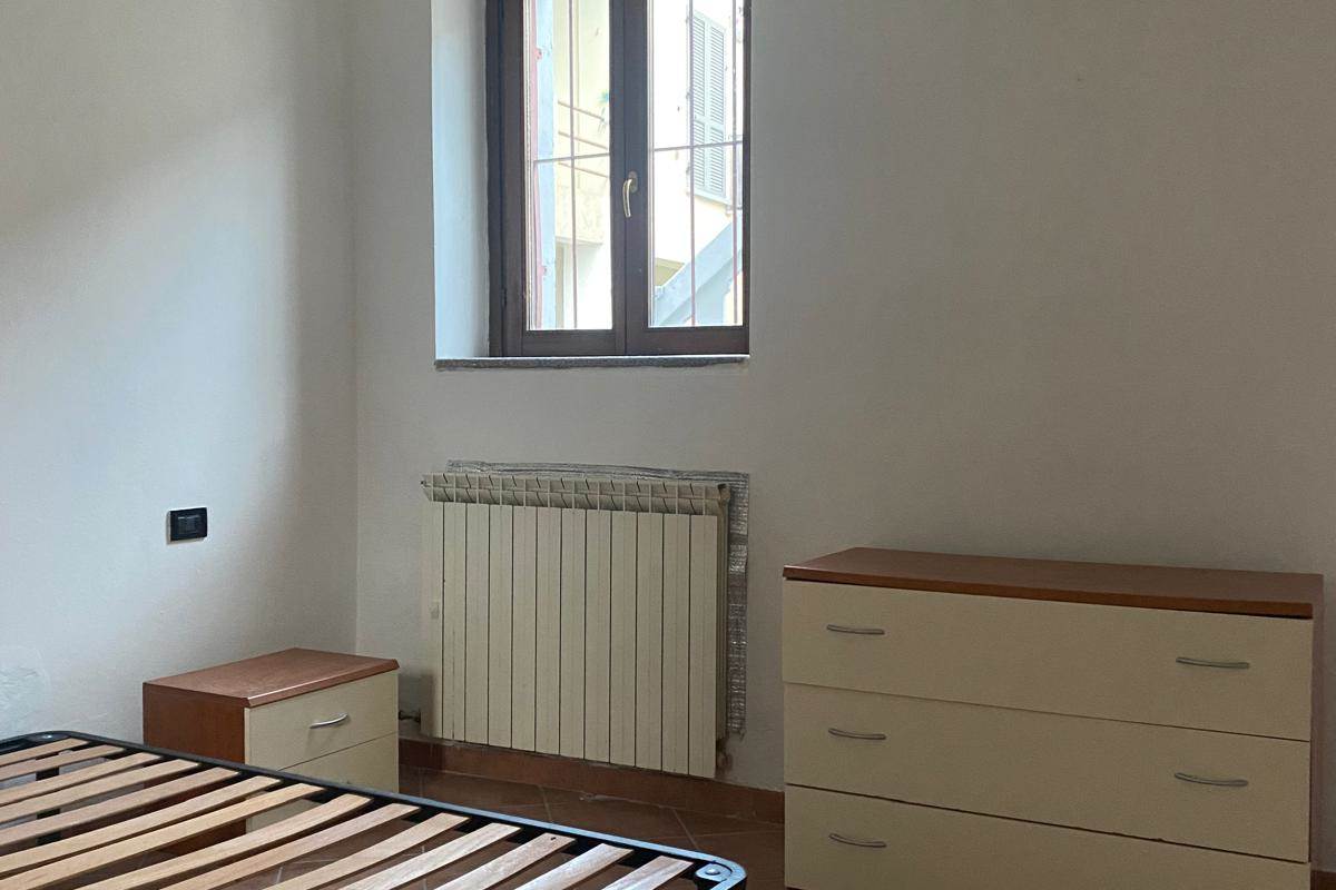 GRAZIOSO BILOCALE A GURONE