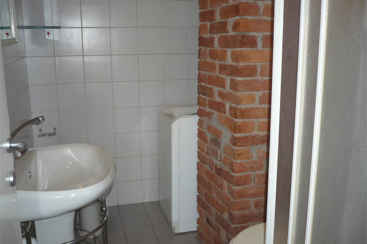 ACCOGLIENTE MONOLOCALE ARREDATO CON TERRAZZO