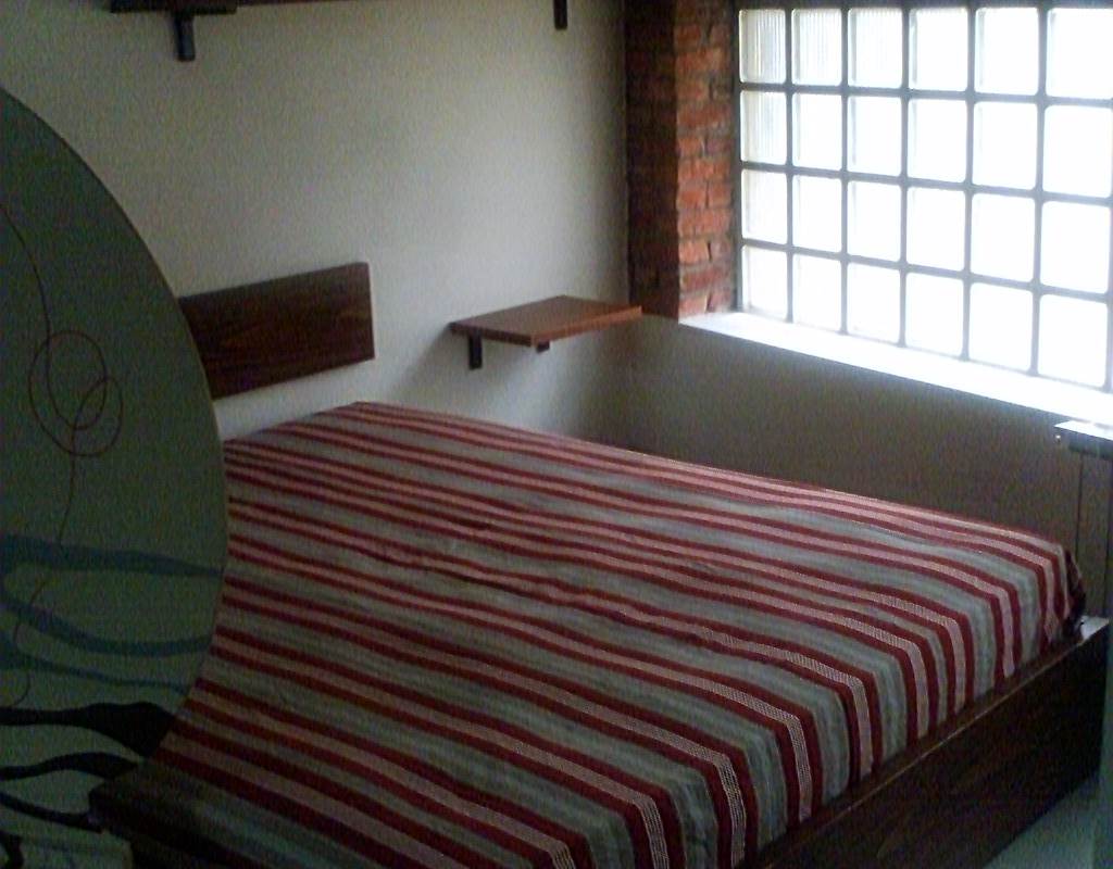 ACCOGLIENTE MONOLOCALE ARREDATO CON TERRAZZO