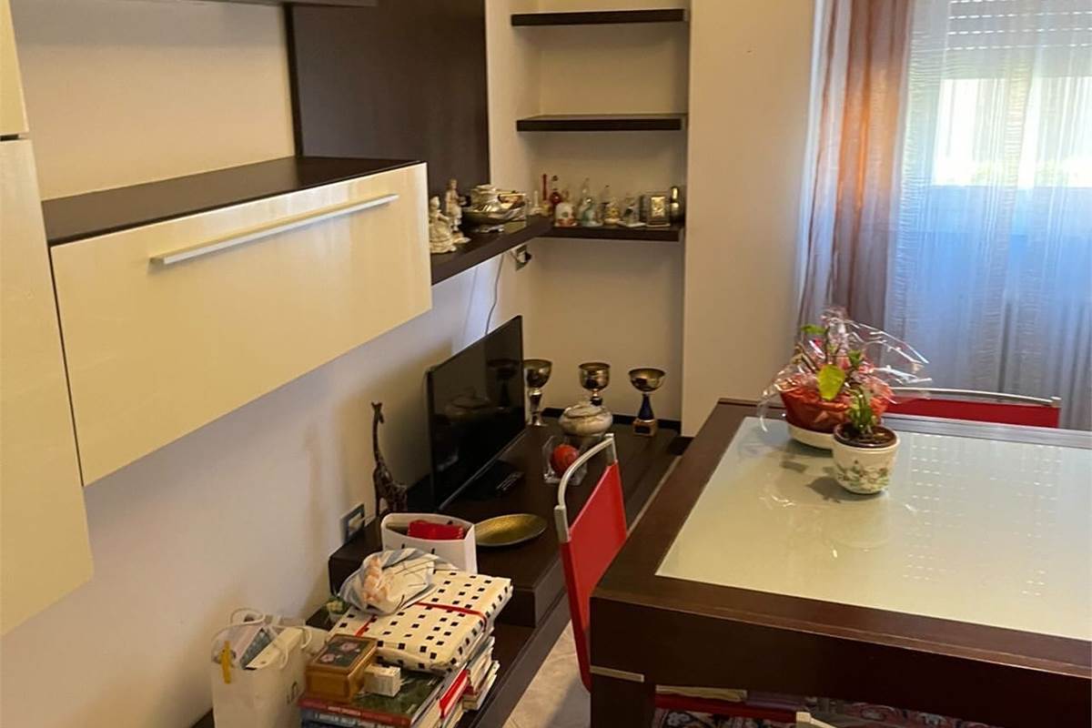 BELLISSIMO APPARTAMENTO ARREDATO A COMO