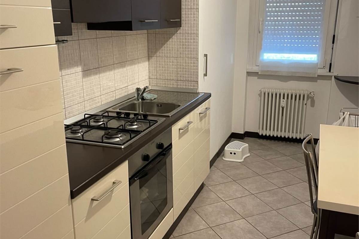 BELLISSIMO APPARTAMENTO ARREDATO A COMO