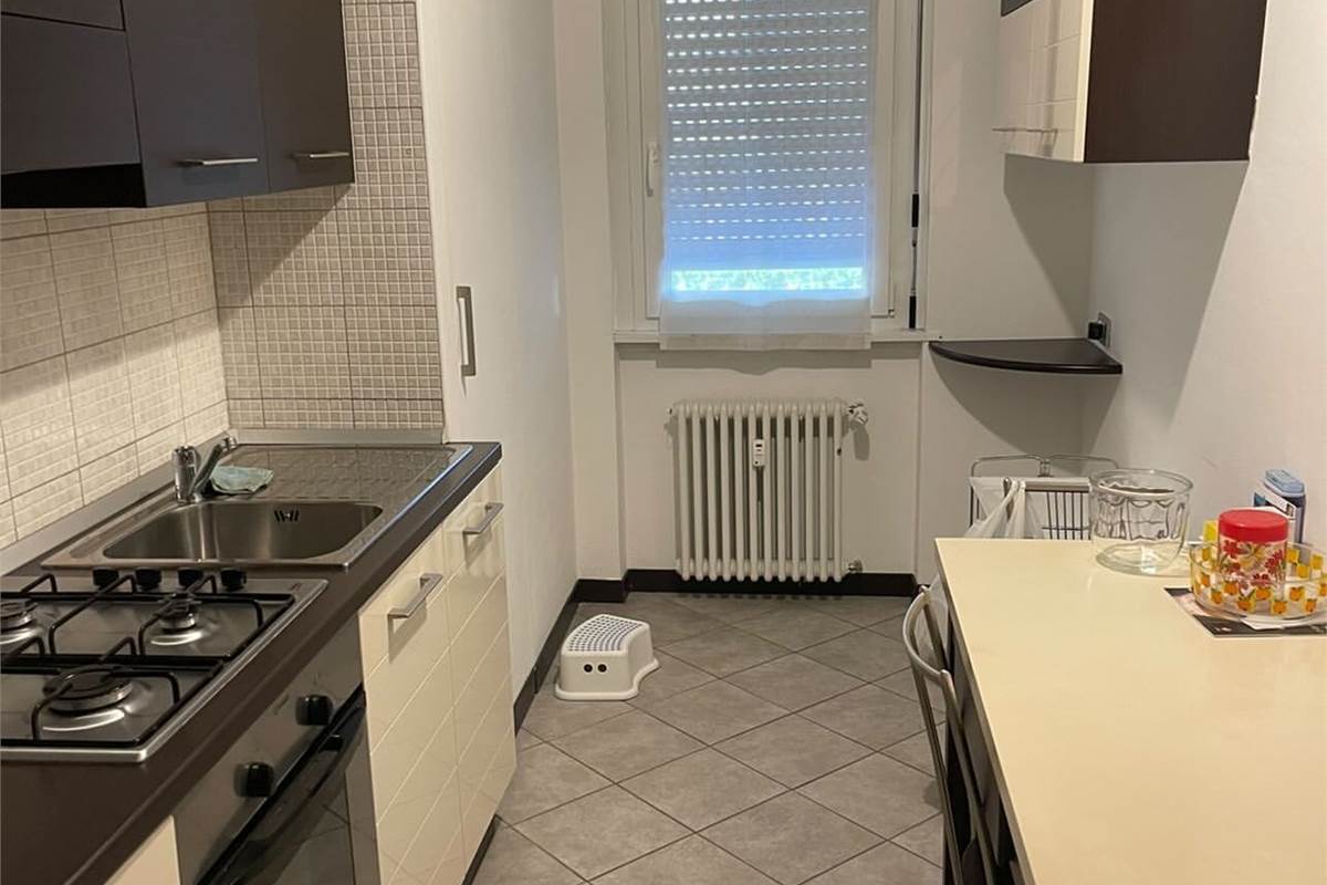 BELLISSIMO APPARTAMENTO ARREDATO A COMO