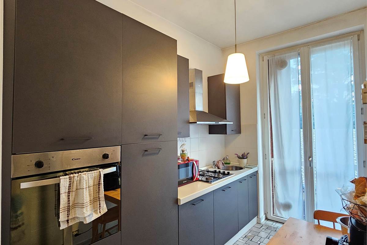 SPLENDIDO BILOCALE CON VISTA LAGO