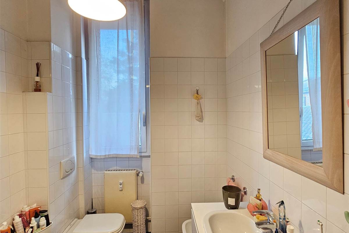 SPLENDIDO BILOCALE CON VISTA LAGO