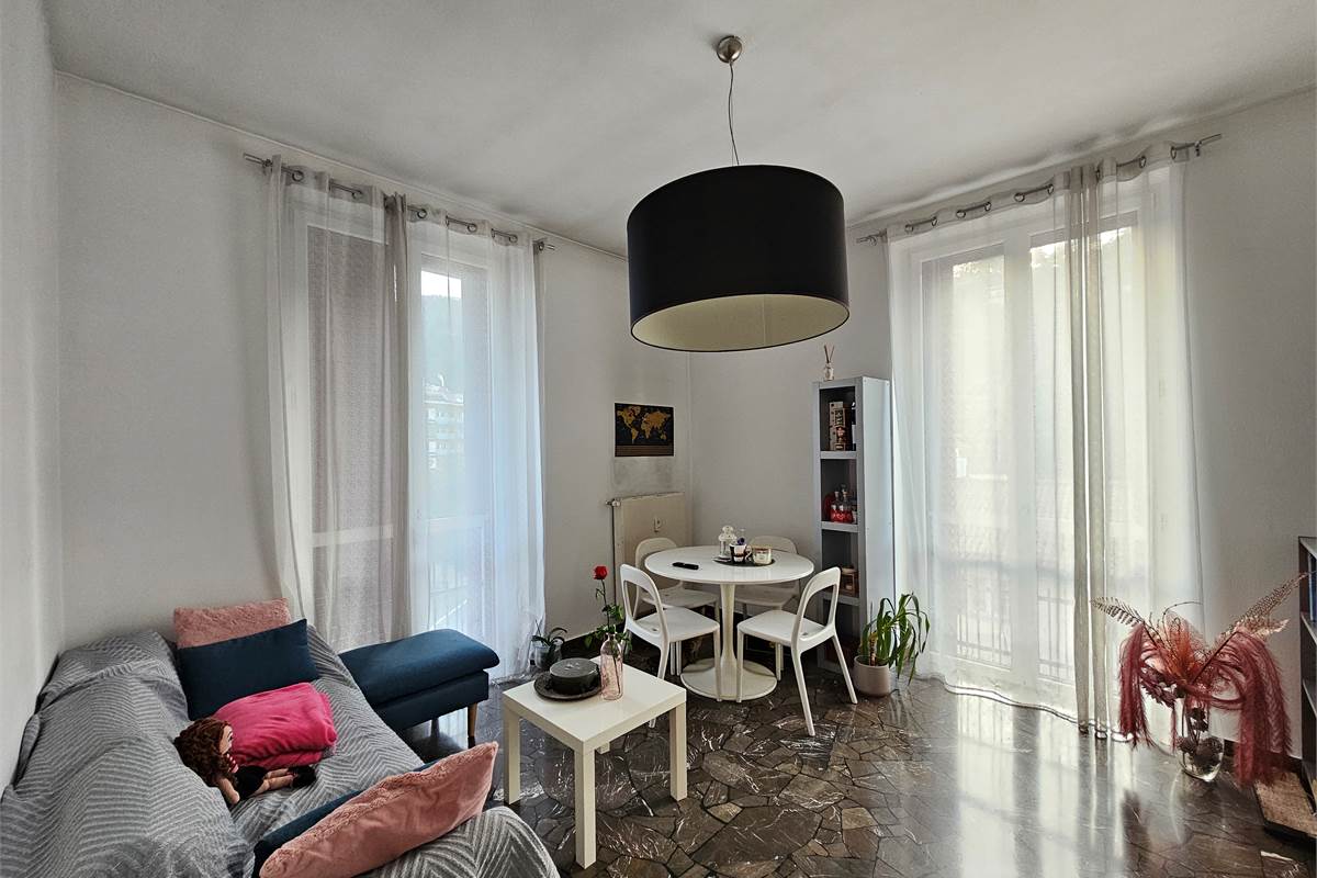 SPLENDIDO BILOCALE CON VISTA LAGO