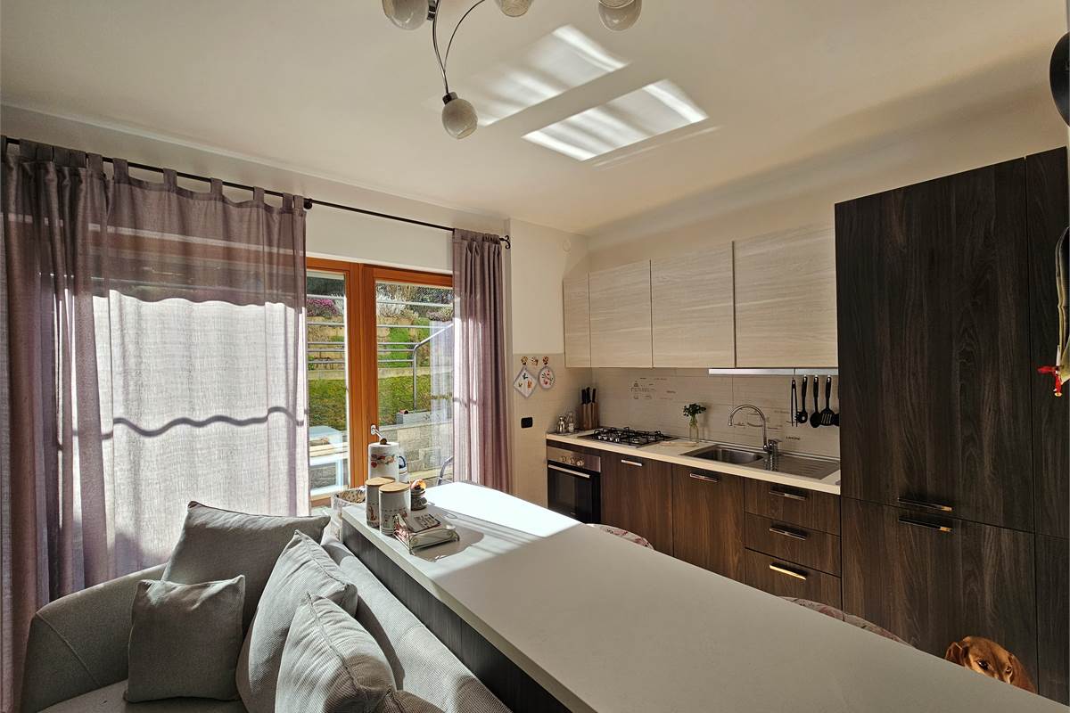 OTTIMO TRILOCALE CON GIARDINO