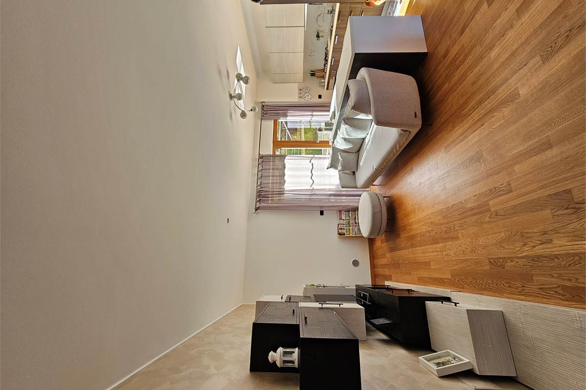 OTTIMO TRILOCALE CON GIARDINO