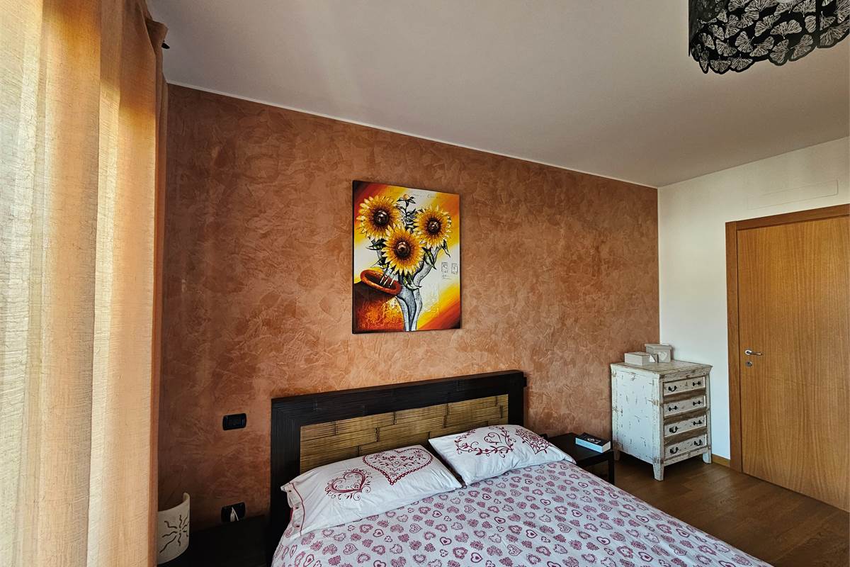 OTTIMO TRILOCALE CON GIARDINO