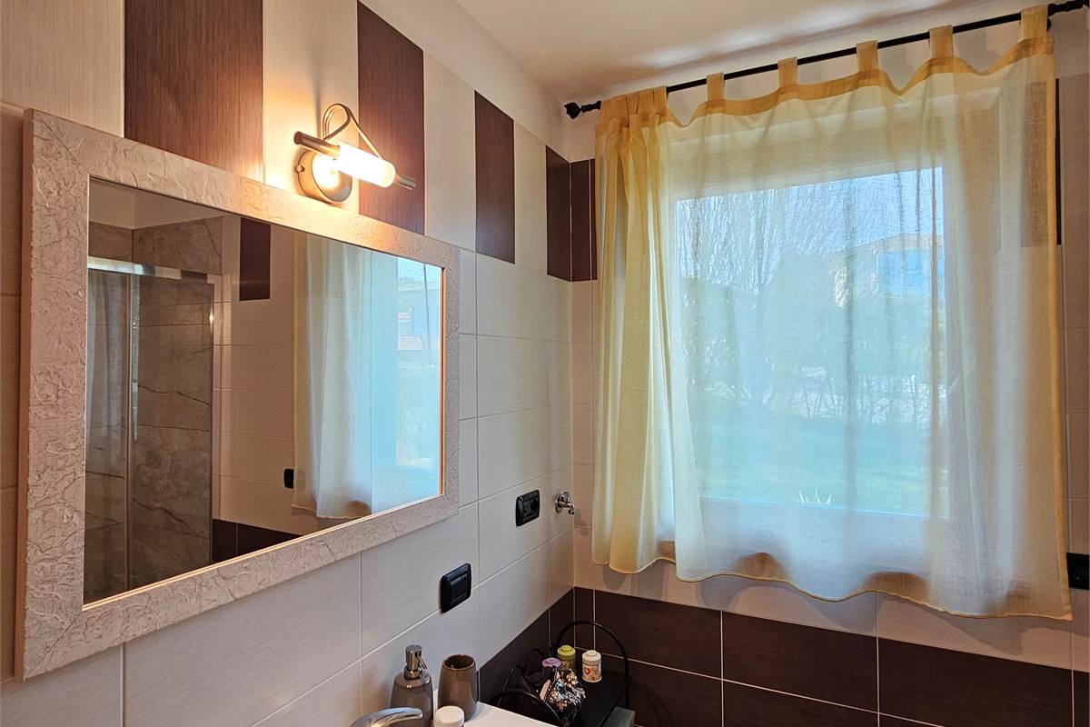 OTTIMO TRILOCALE CON GIARDINO