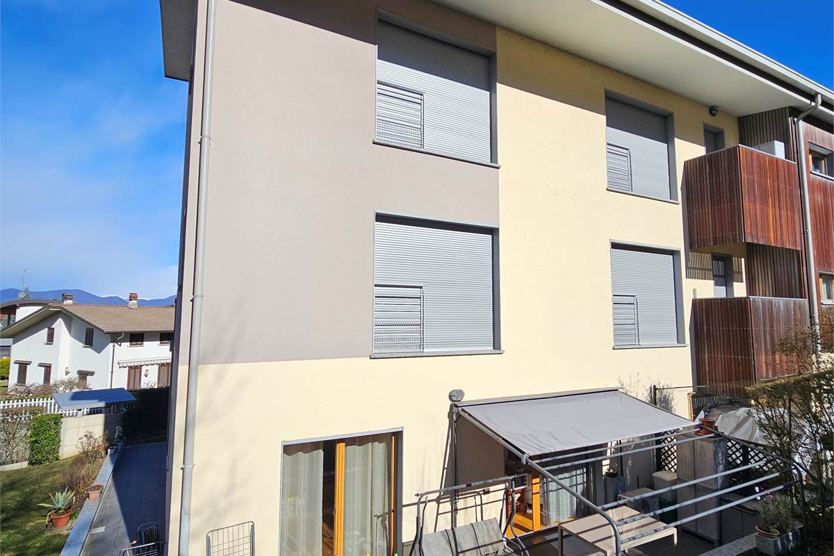 OTTIMO TRILOCALE CON GIARDINO