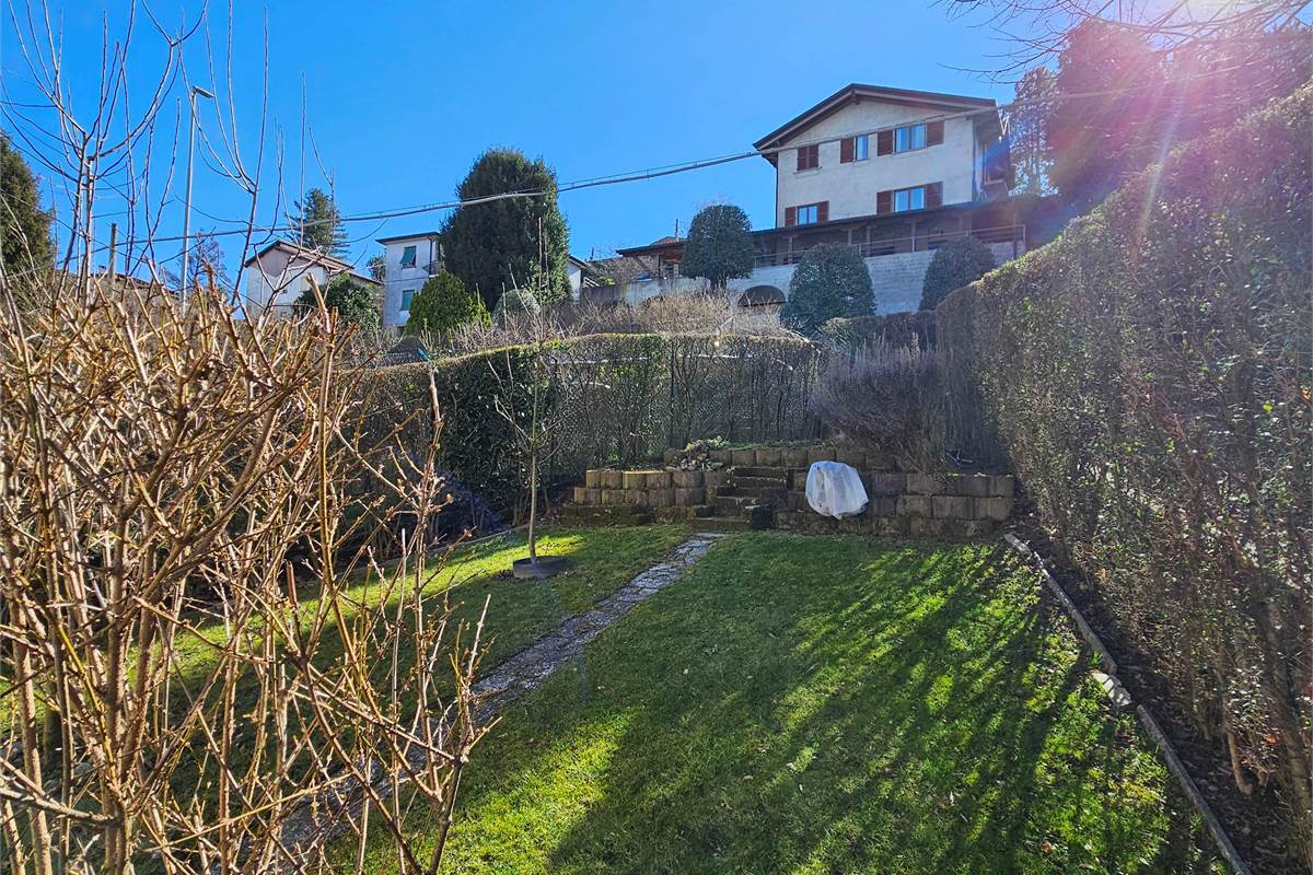 OTTIMO TRILOCALE CON GIARDINO