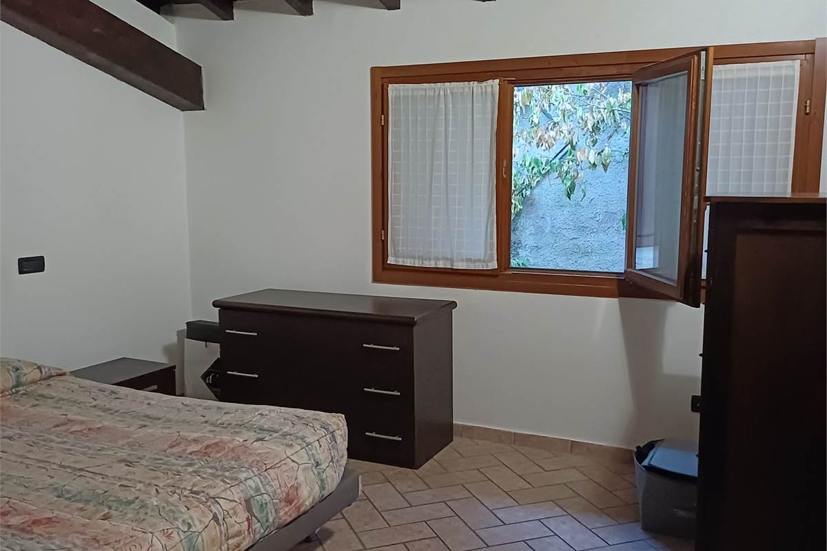 OTTIMO BILOCALE IN COMO CON BOX E TERRAZZO