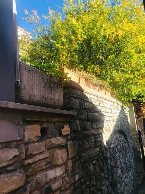 CASA INDIPENDENTE CON VISTA LAGO