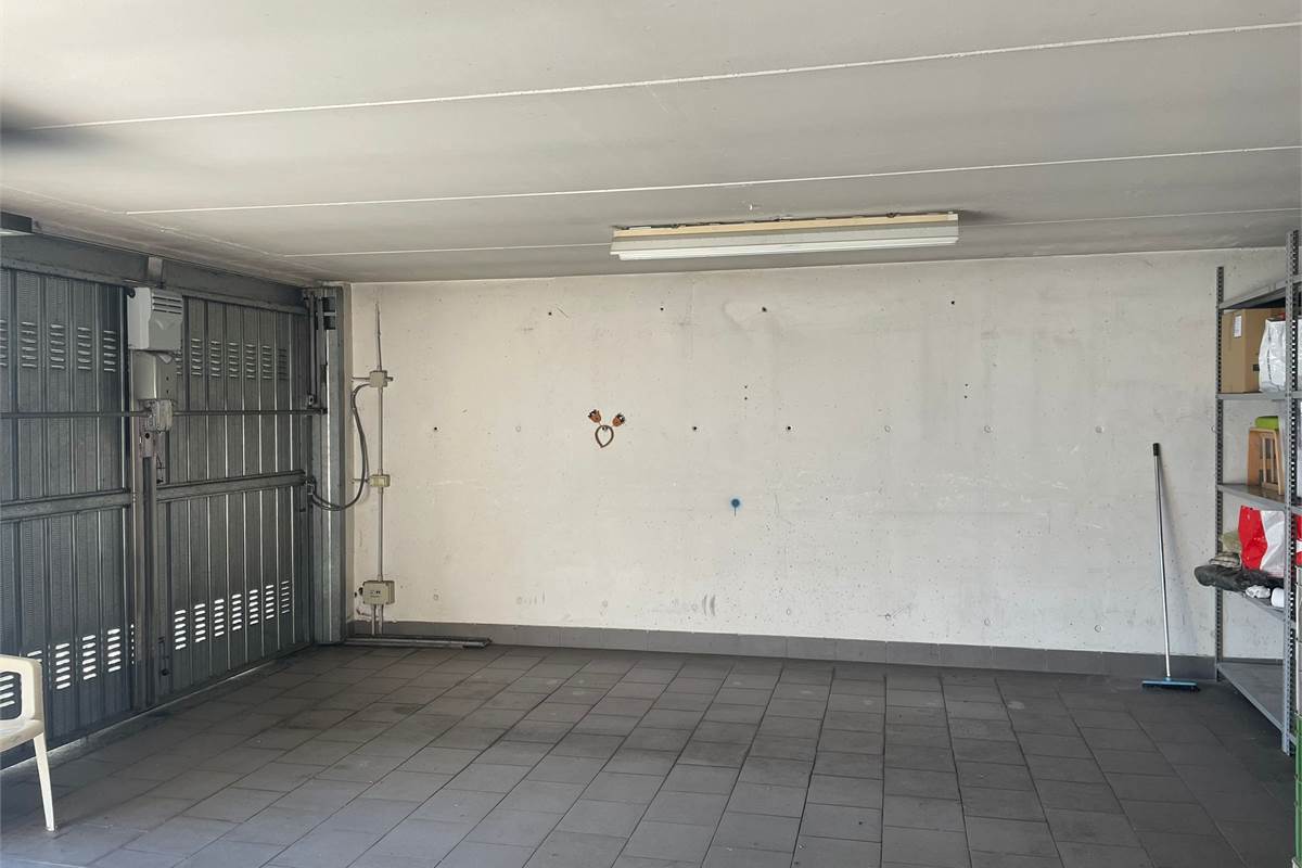 CASA INDIPENDENTE CON VISTA LAGO