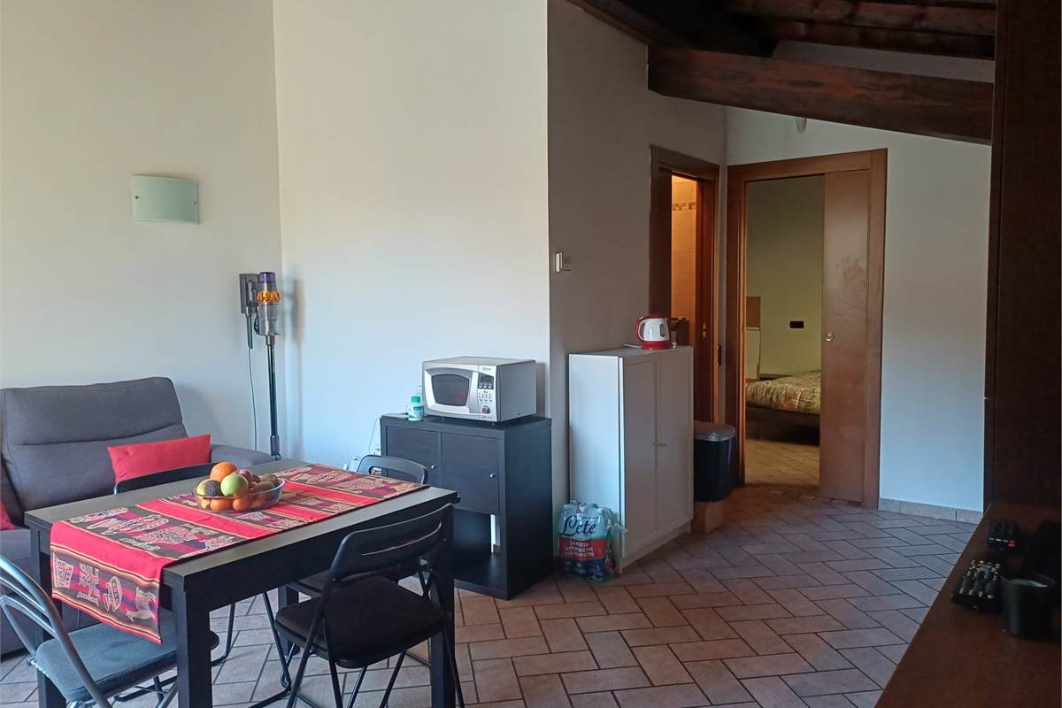 BELLISSIMO BILOCALE CON BALCONE