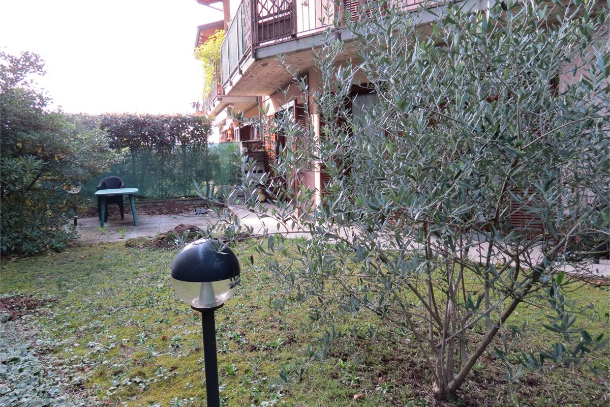 FAVOLOSO BILOCALE CON GIARDINO