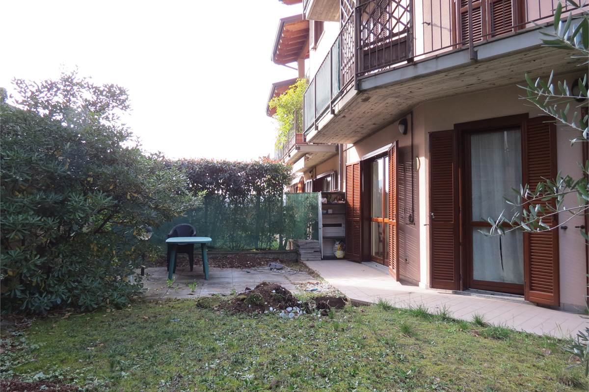 FAVOLOSO BILOCALE CON GIARDINO