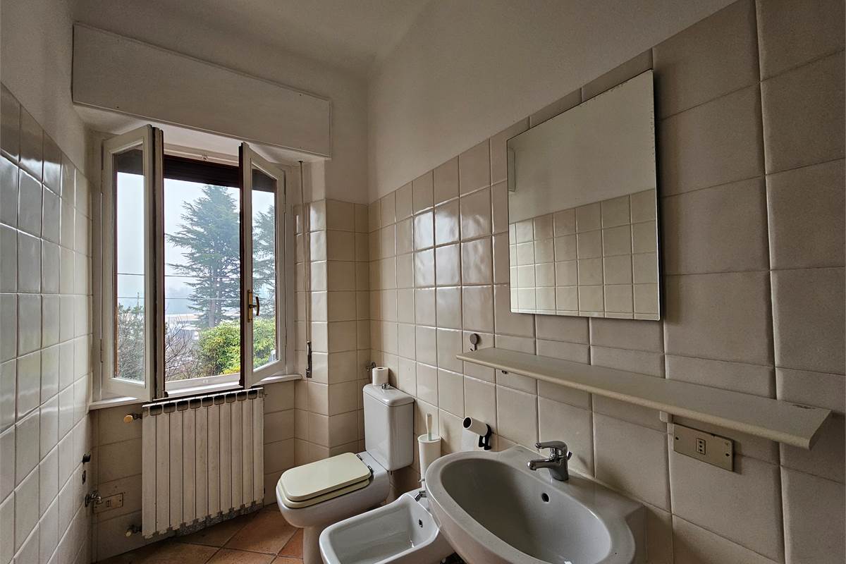 BELLISSIMO BILOCALE CON BALCONE