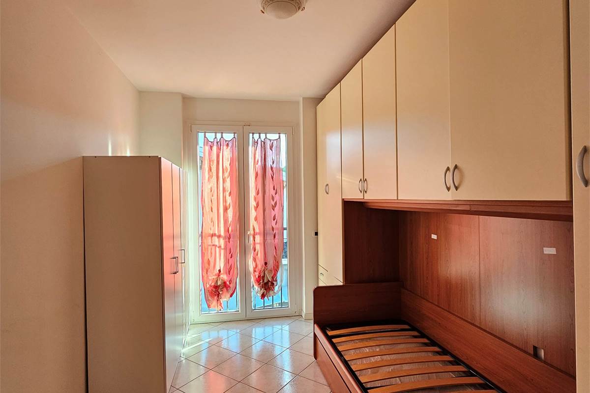 Trilocale recente con riscaldamento a pavimento e grande box doppio