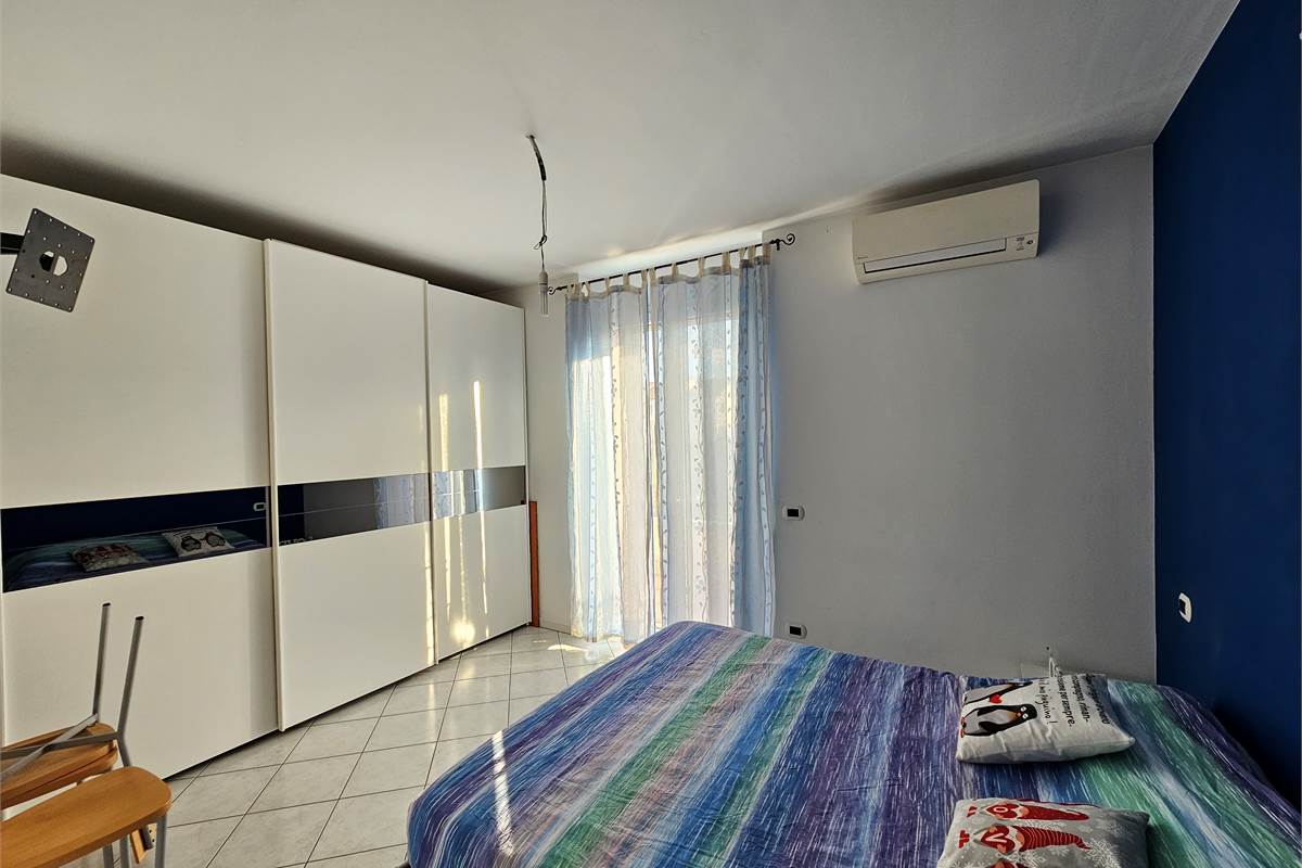 Trilocale recente con riscaldamento a pavimento e grande box doppio