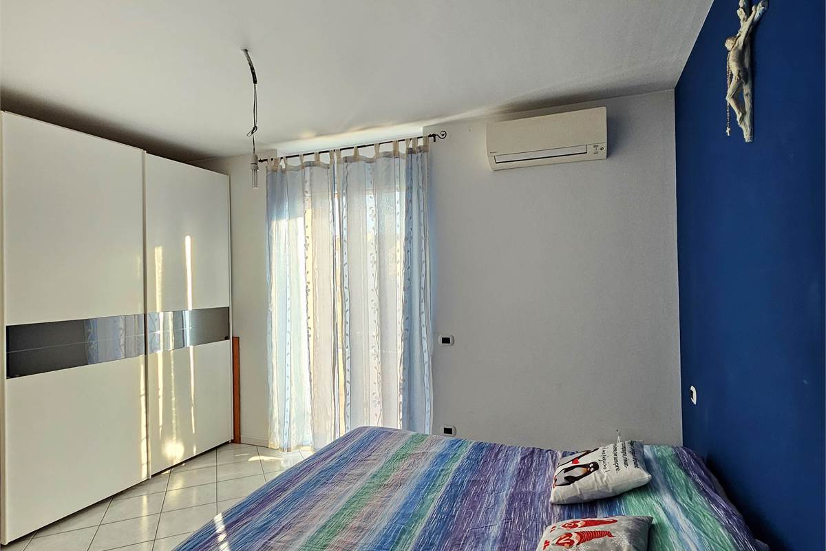 Trilocale recente con riscaldamento a pavimento e grande box doppio