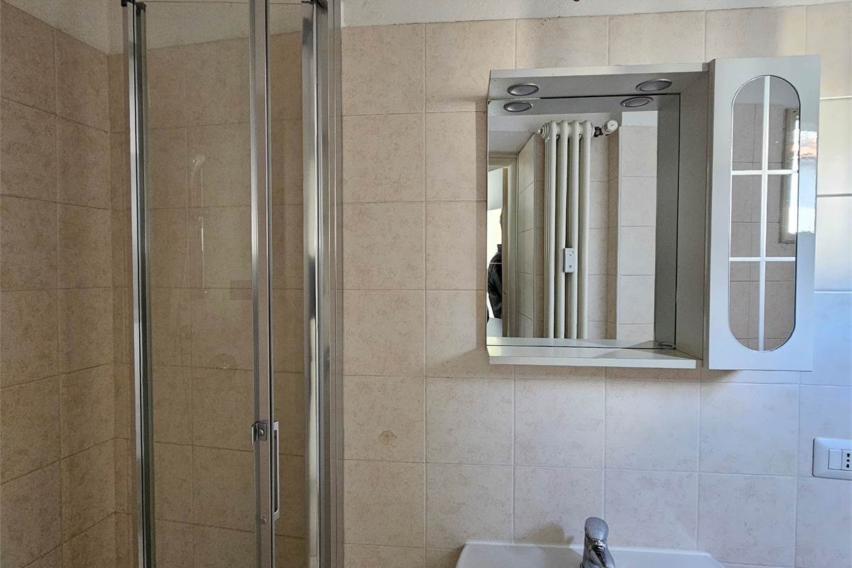 Appartamento Ristrutturato e Arredato in Affitto in Via Dante