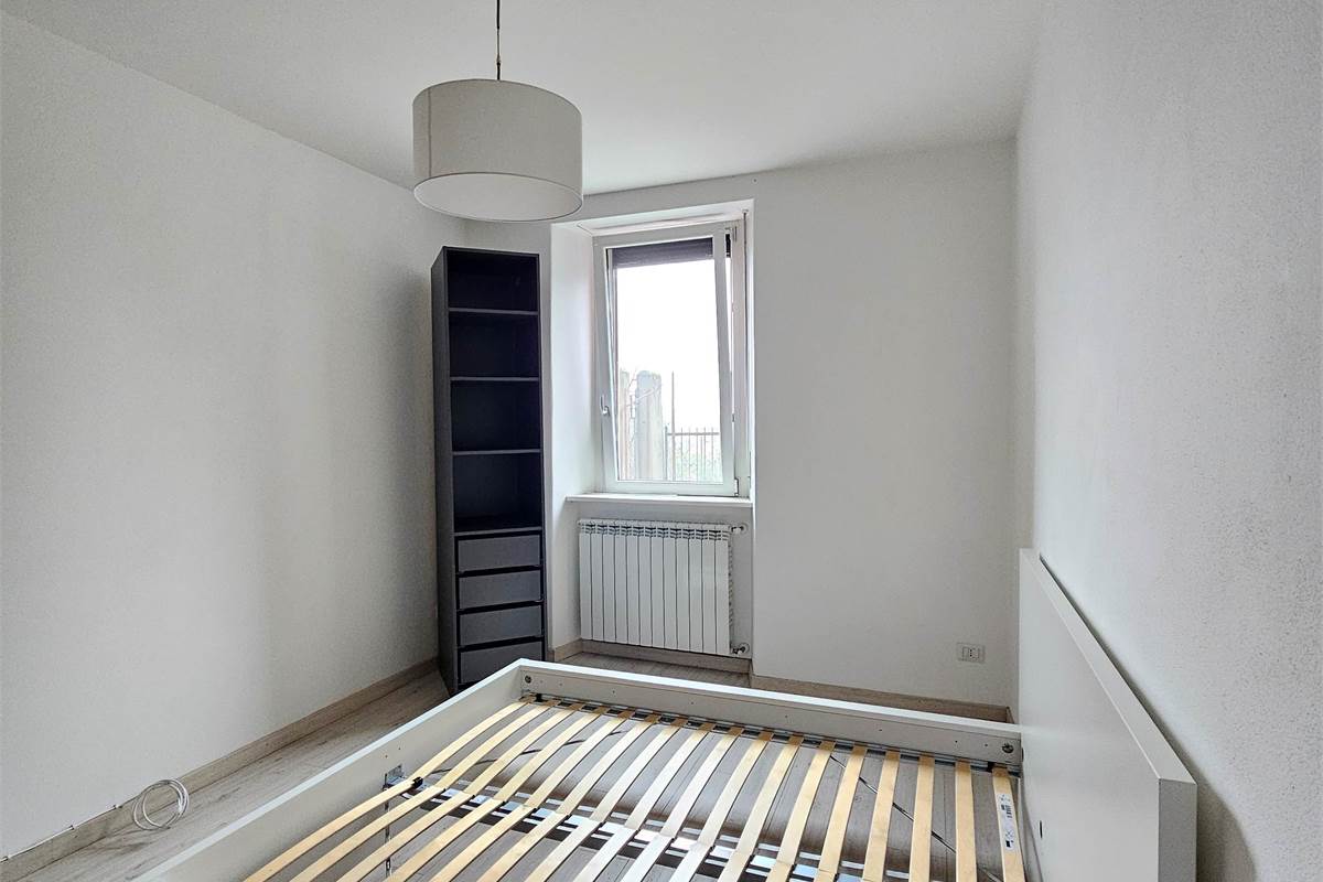 Appartamento ristrutturato e arredato a nuovo in zona tranquilla e servita