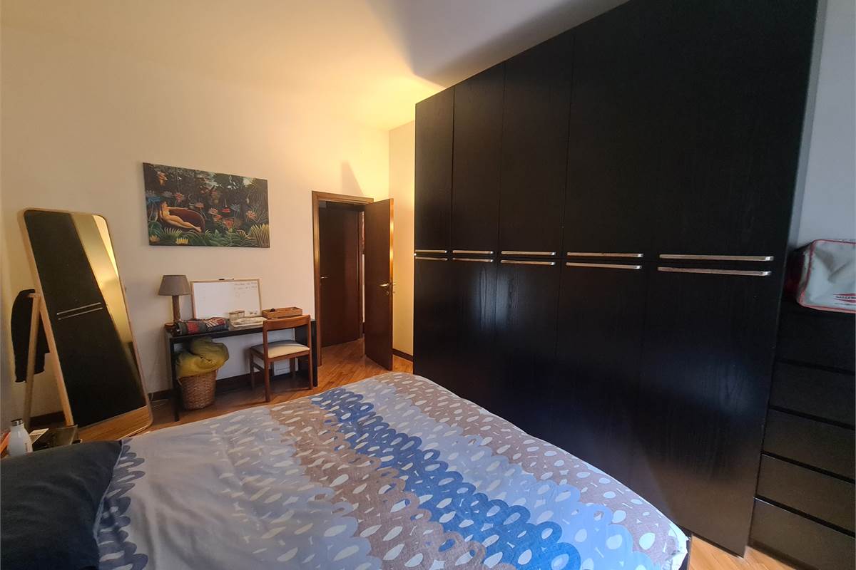 Bilocale arredato e luminoso con balcone in contesto curato