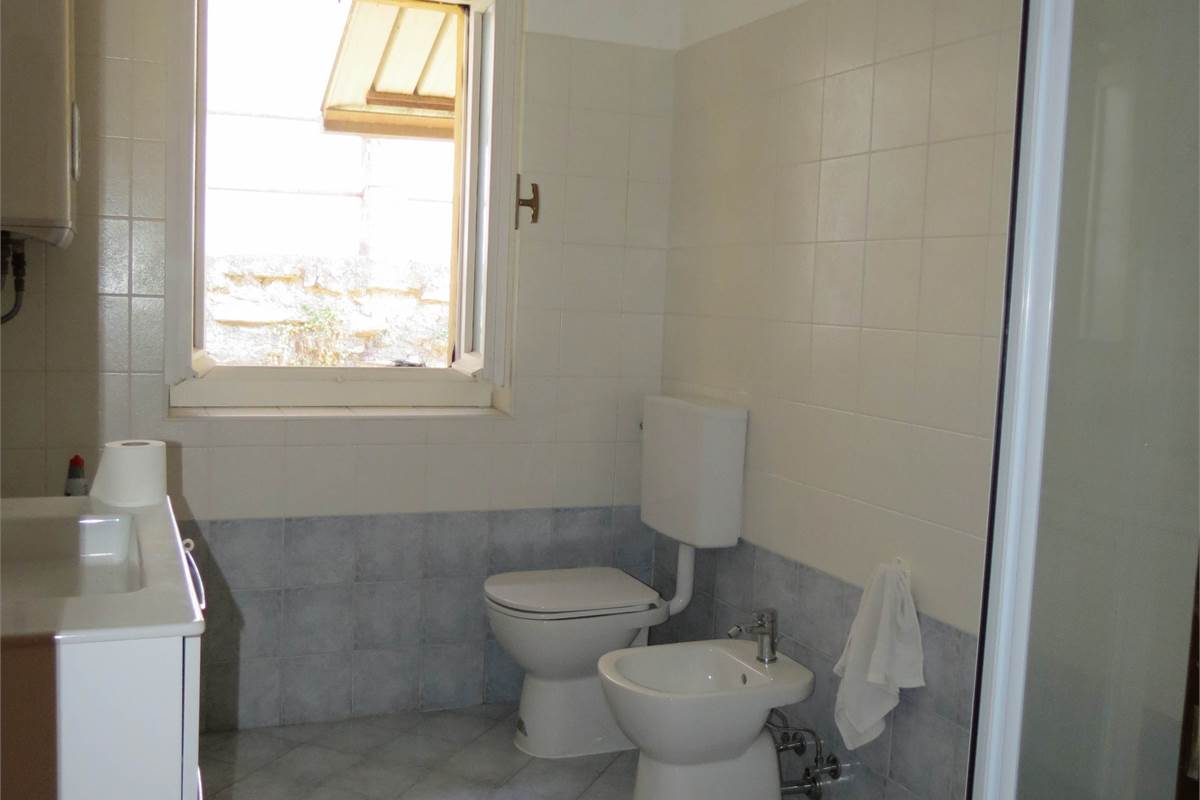 Immobile indipendente con vista lago