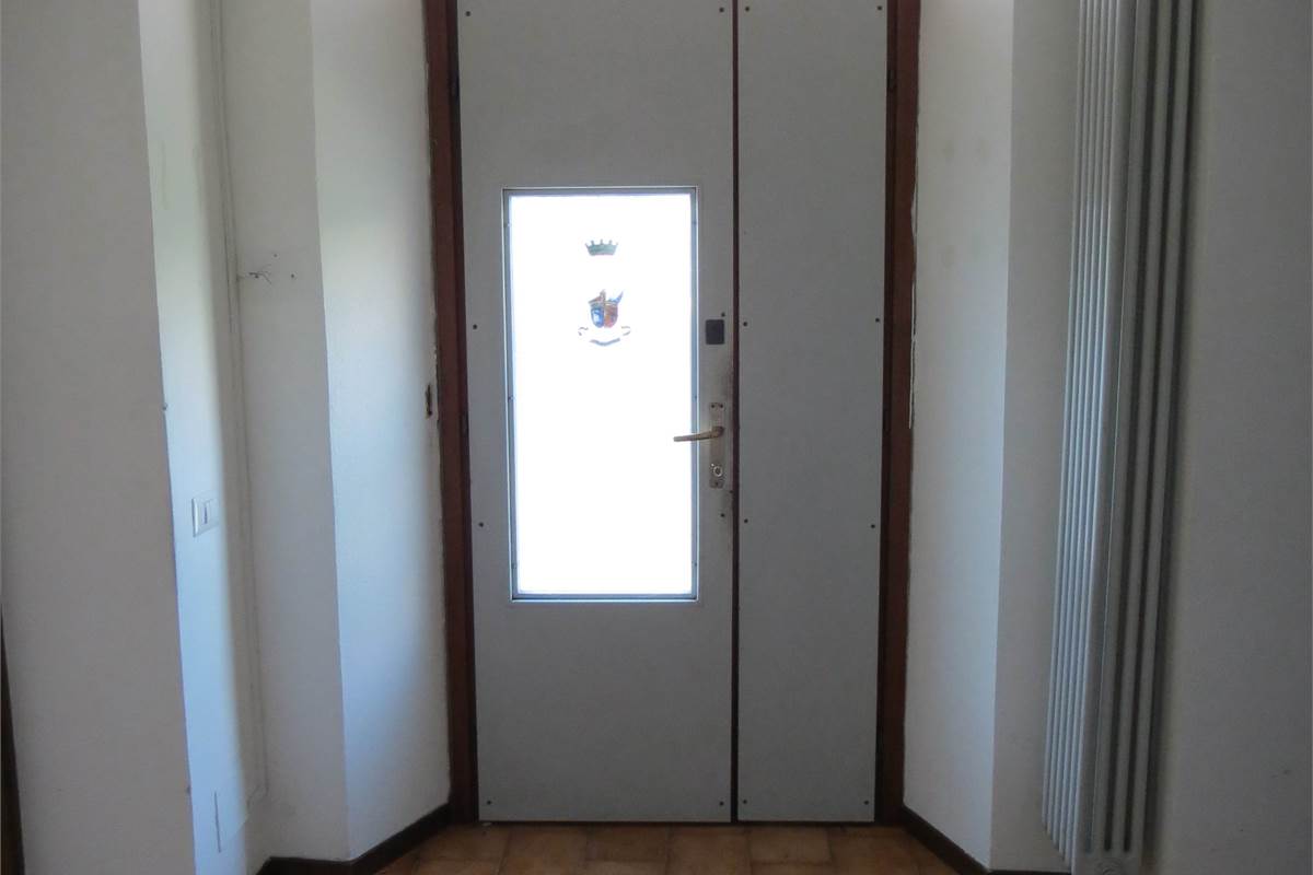 Immobile indipendente con vista lago