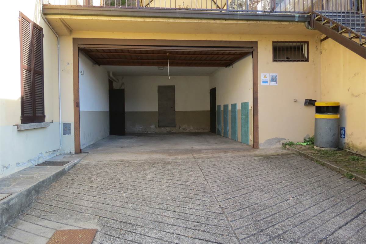 Immobile indipendente con vista lago