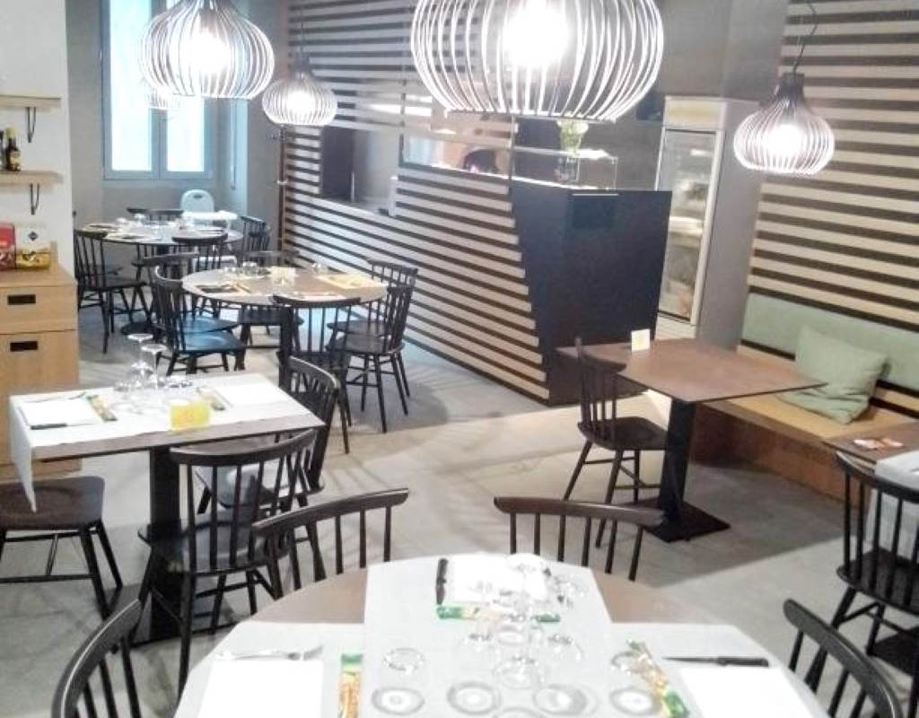 Pizzeria In Cessione a Appiano Gentile