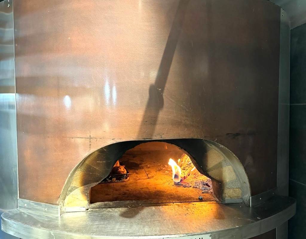 Pizzeria In Cessione a Appiano Gentile