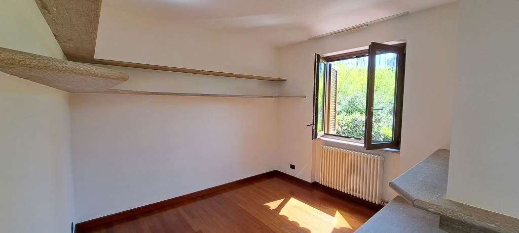 appartamento con terrazzo e box