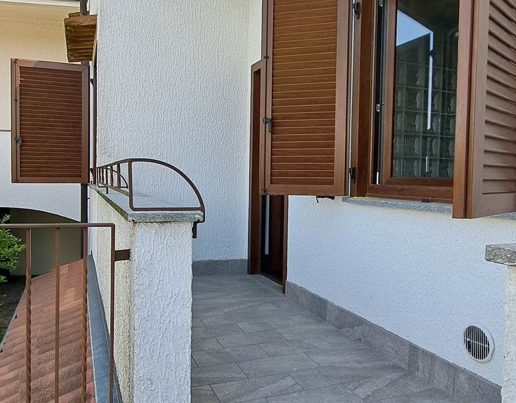 appartamento con terrazzo e box