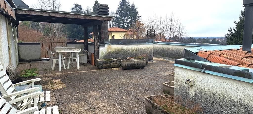 Appartamento In Affitto a Appiano Gentile